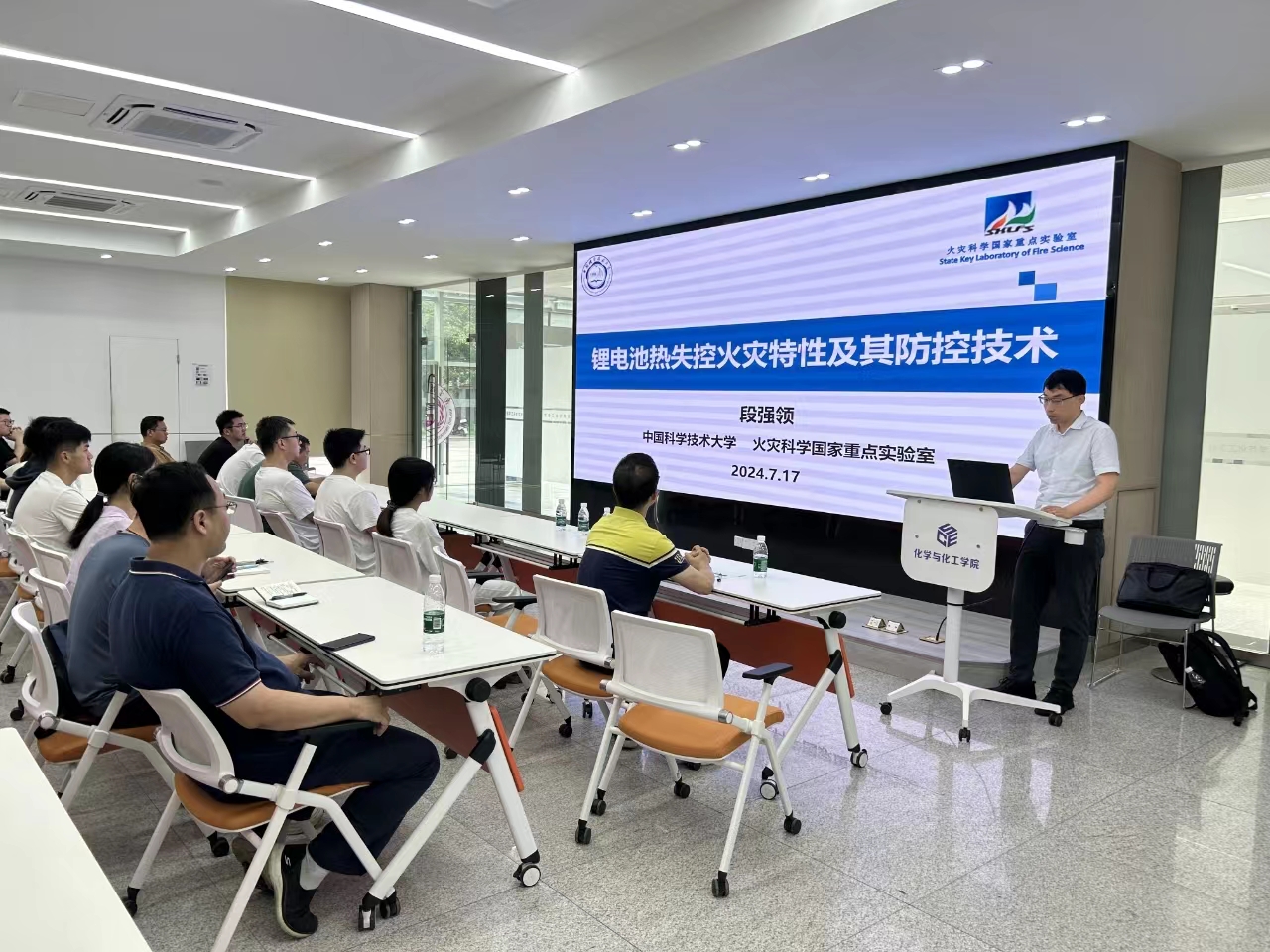 1762236096598846bfJS.jpg 8de136ff783a06a6c5095084686b58c3_wKjI-2aZ0dOASuVEAAuCHE0v3Ao910.jpg