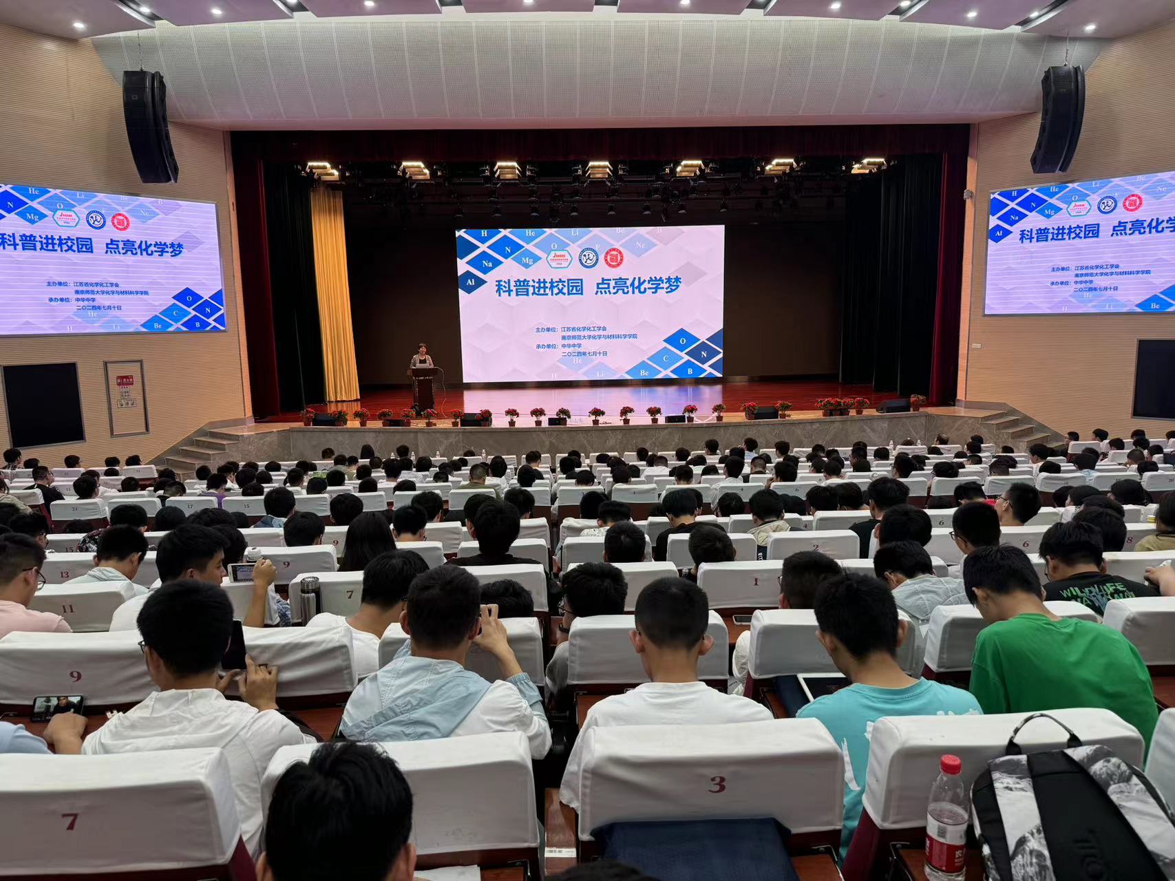 1762304761445911pQox.jpg d7157778fe5fa0334090e3b00bee76c0_wKjI-2aZ0NCAcp1WAATLniYc2CU286.jpg